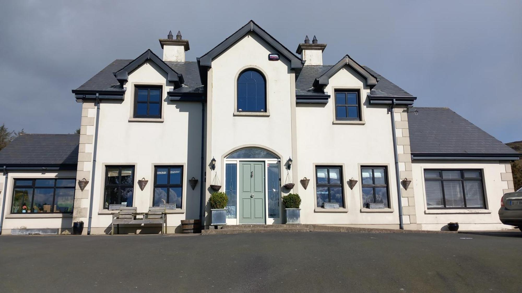 Safe Haven - Luxury Family Accommodation Carlingford Esterno foto